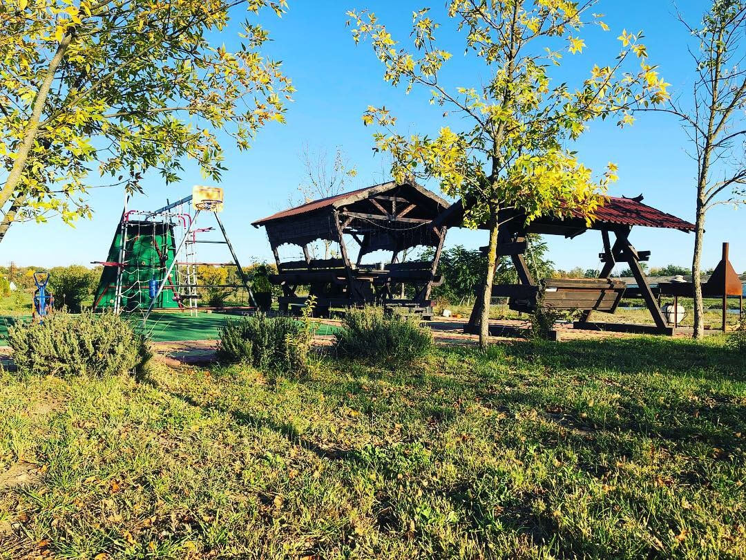 Стрелковый комплекс СПАР-Майкоп - беседки и рыбалка